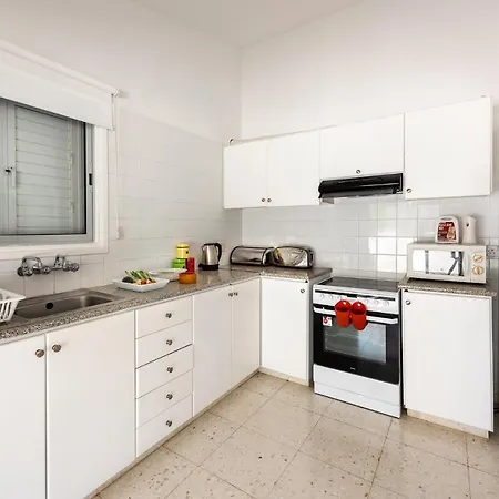 Casa Bella By Ezoria Вилла