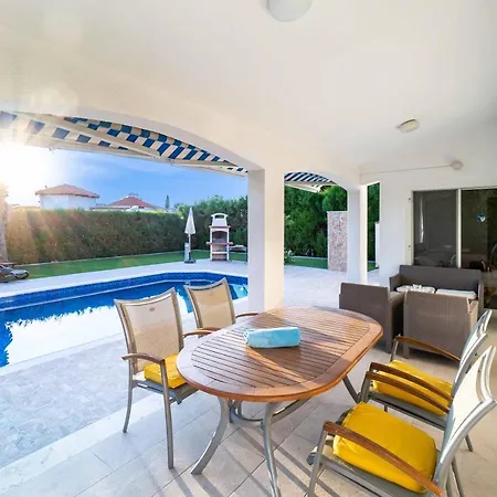 Вилла Casa Bella By Ezoria *